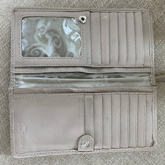 Brighton Pretty Tough Wallet - Picture 3 of 4